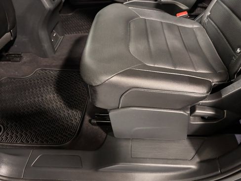 Used 2021 Volkswagen Atlas SEL Premium image 20