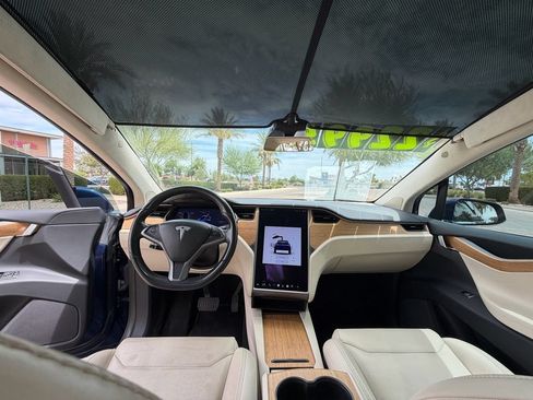 Used 2018 Tesla Model X 100D AWD/4WD image 11