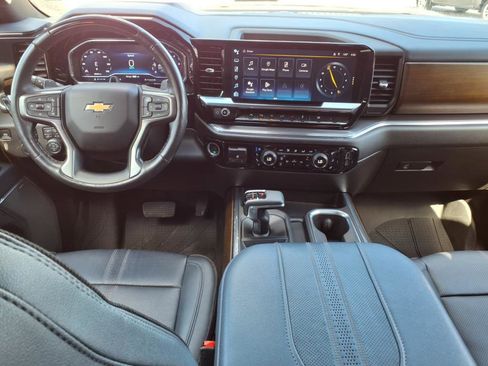 Certified 2024 Chevrolet Silverado 1500 High Country w/ Technology Package image 9