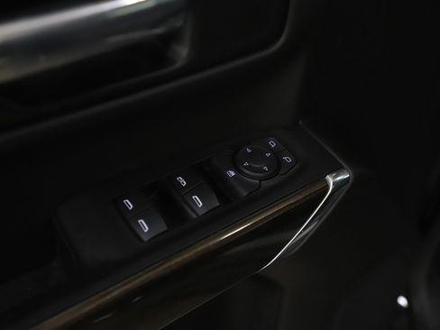 Used 2020 Chevrolet Silverado 1500 RST image 19