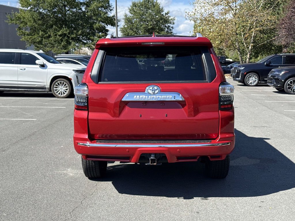 Used 2022 Toyota 4Runner Limited AWD/4WD image 29