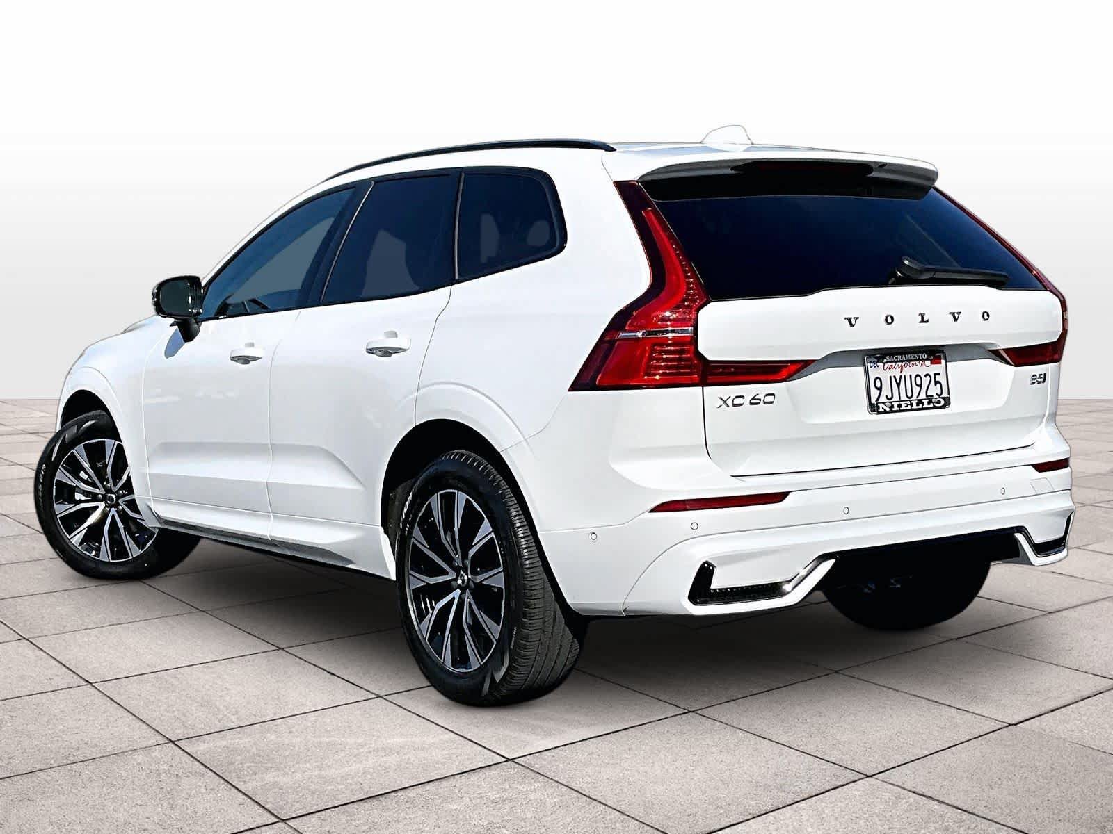 Used 2024 Volvo XC60 B5 Plus w/ Protection Package AWD/4WD image 16