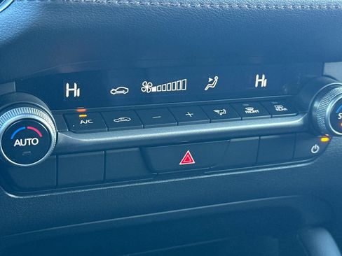 Used 2025 MAZDA MAZDA3 s Sport image 21