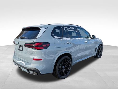 New 2026 BMW X5 xDrive40i w/ M Sport Package image 4