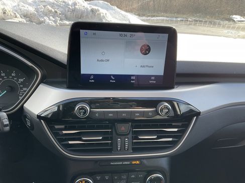 Used 2022 Ford Escape SE w/ Cold Weather Package image 8