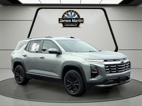 Certified 2025 Chevrolet Equinox LT w/ Convenience Package II image 3