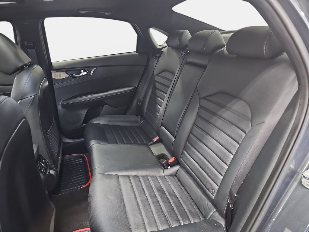 Used 2023 Kia Forte GT-Line w/ GT-Line Premium Package FWD image 12