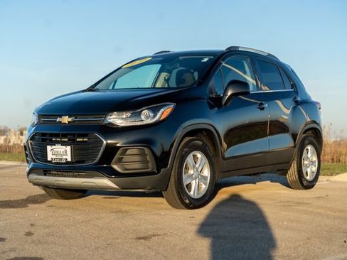 Used 2020 Chevrolet Trax LT image 3