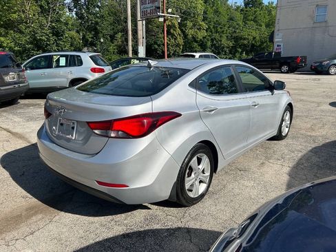 Used 2016 Hyundai Elantra Value Edition FWD image 12