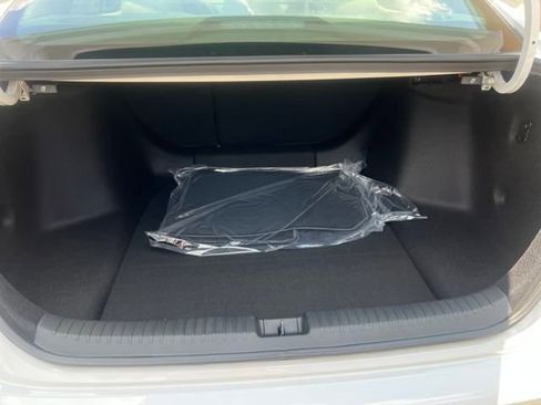 New 2025 Honda Accord SE image 17