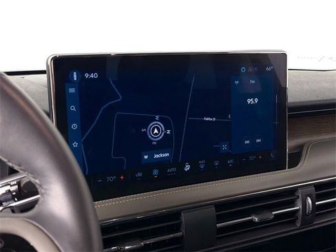 Used 2024 Lincoln Corsair Reserve w/ Jet Appearance Package image 13