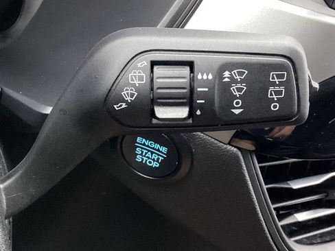 Used 2025 Ford Escape Active image 22