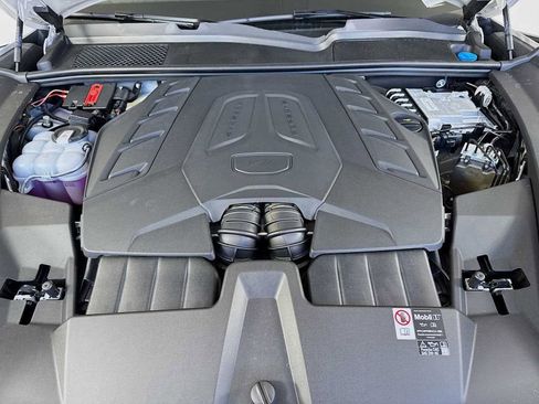 New 2026 Porsche Cayenne GTS image 23