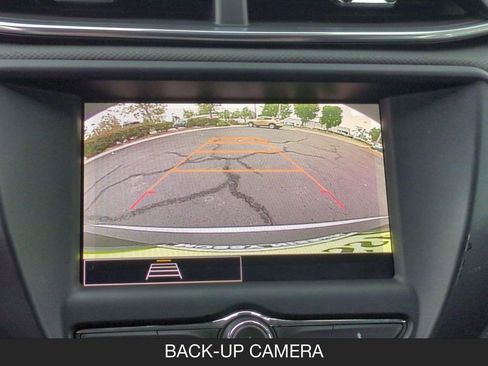 Used 2023 Chevrolet TrailBlazer LT FWD image 22
