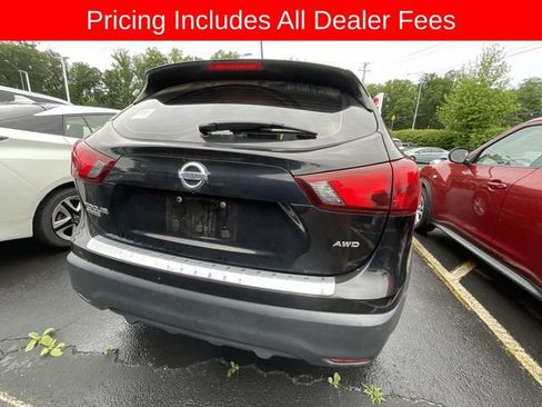 Used 2018 Nissan Rogue Sport S w/ S Appearance Package AWD/4WD image 6