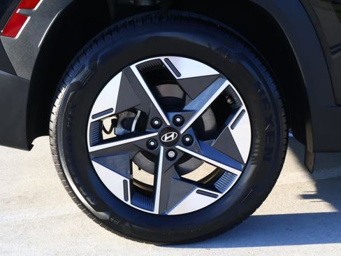 Certified 2025 Hyundai Tucson SEL image 8