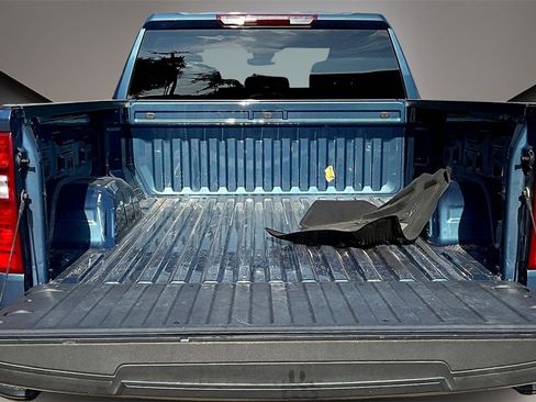 Used 2024 Chevrolet Silverado 1500 Custom image 7