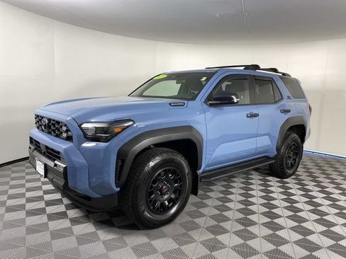 Used 2025 Toyota 4Runner TRD Off-Road AWD/4WD image 4