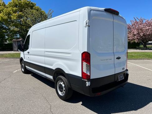 Used 2025 Ford Transit 250 148 Medium Roof RWD image 7