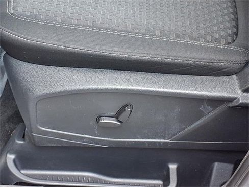 Used 2022 Ford Transit Connect XLT image 7