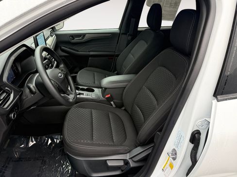 Certified 2025 Ford Escape Active image 10