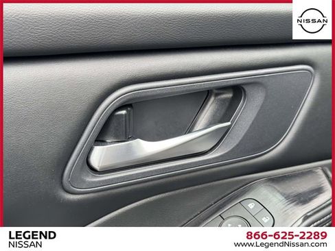 Certified 2024 Nissan Rogue SV image 15