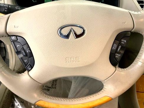 Used 2004 INFINITI Q45 Luxury image 23