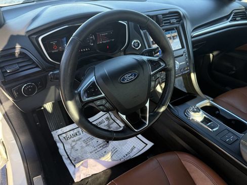 Used 2019 Ford Fusion Energi Titanium image 13