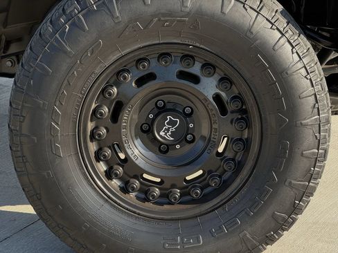 Used 2021 Jeep Gladiator Rubicon AWD/4WD image 7