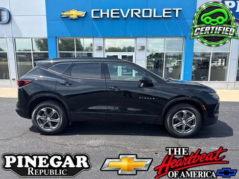 Certified 2024 Chevrolet Blazer LT w/ Convenience Package FWD image 1