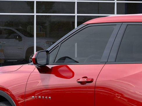 New 2026 Chevrolet Blazer LT image 12