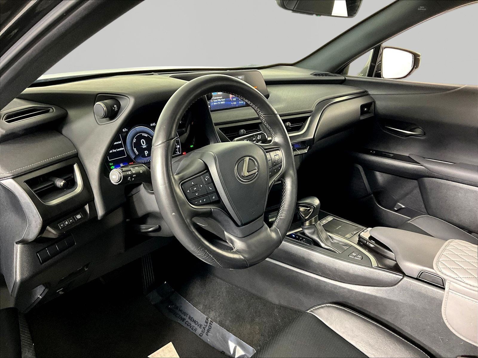 Used 2020 Lexus UX 250h w/ Premium Package AWD/4WD image 17