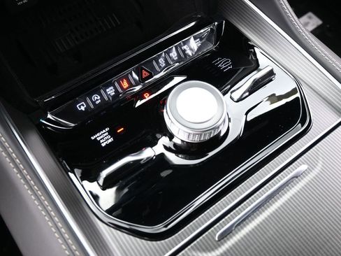 New 2026 Jeep Grand Wagoneer Summit image 26