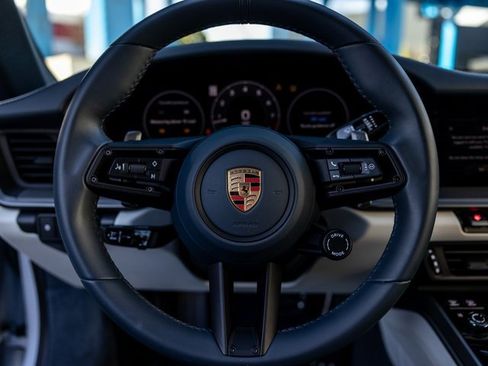 Used 2025 Porsche 911 Carrera image 6