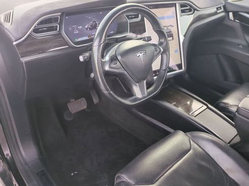 Used 2016 Tesla Model X 90D image 2