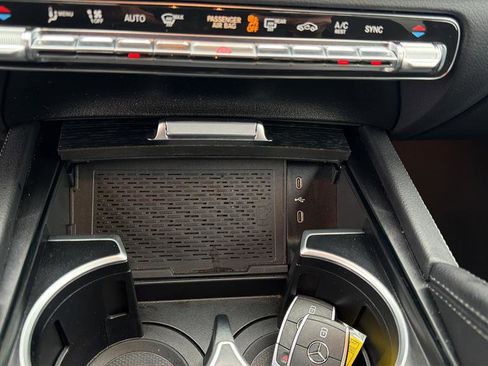 Used 2025 Mercedes-Benz GLS 450 4MATIC image 36
