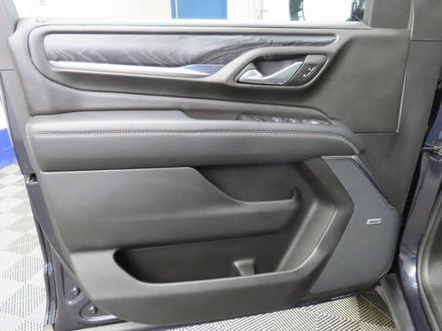 Used 2024 GMC Yukon XL Denali w/ Advanced Technology Package image 73