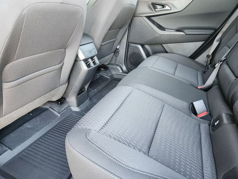 New 2026 Chevrolet Equinox LT image 21