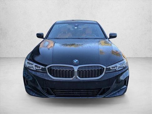 Used 2024 BMW 330i Sedan w/ Premium Package image 2