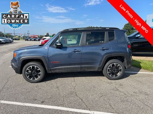 Used 2023 Jeep Renegade Trailhawk AWD/4WD image 2