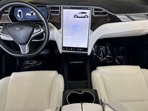 Used 2016 Tesla Model X 90D AWD/4WD image 13