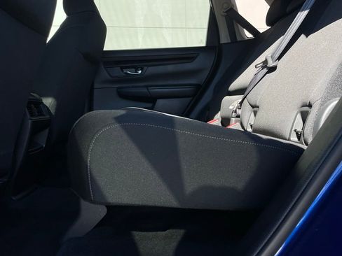 Used 2023 Honda CR-V LX image 38