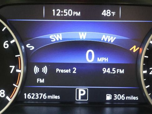 Used 2017 Nissan Murano SV w/ Visibility Package image 18