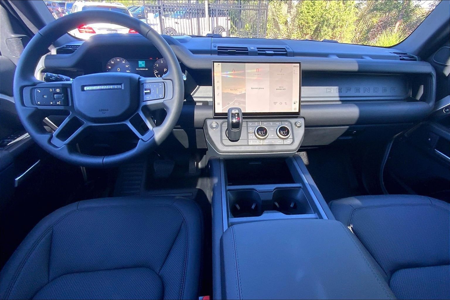 New 2026 Land Rover Defender 110 X-Dynamic SE AWD/4WD image 5