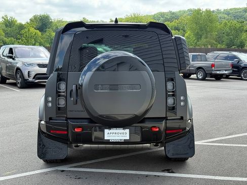 Used 2025 Land Rover Defender 110 X AWD/4WD image 8