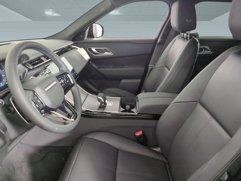 Used 2026 Land Rover Range Rover Velar Dynamic SE image 4