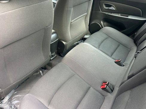 Used 2014 Chevrolet Cruze LT w/ Technology Package image 13