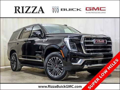 Used 2025 GMC Yukon Elevation image 1