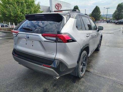Used 2019 Toyota RAV4 XSE w/ Carpet Mat Package AWD/4WD image 5