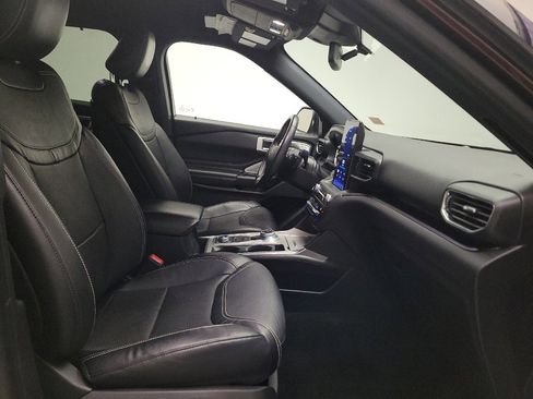 Used 2020 Ford Explorer ST w/ Premium Technology Package AWD/4WD image 21